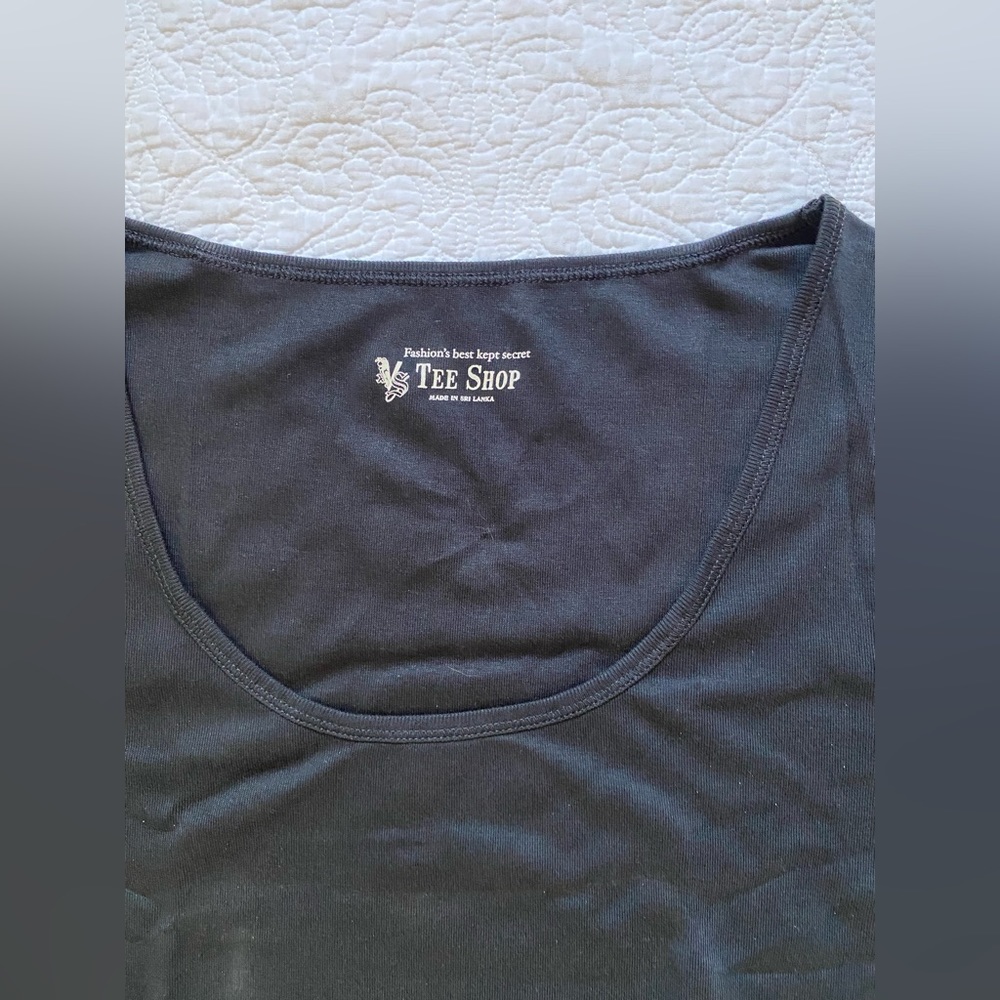 Victoria’s Secret NIB elbow scoop neck Large - Picture 2 of 8